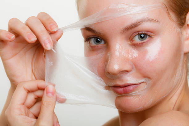 The Secret to Professional LED Results at Home: Omnilux Hydrogel Facial Masks